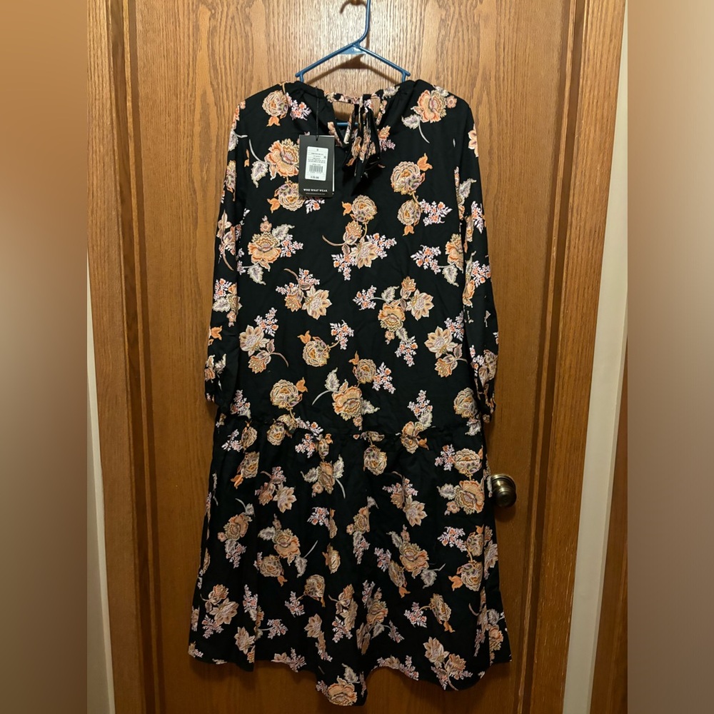 Women’s prairie paisley dress size small nwt